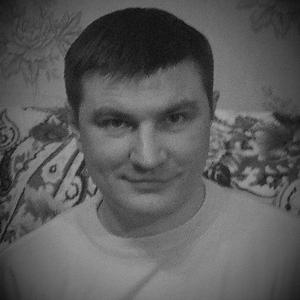 Парни в Томске: Илья, 41 - ищет девушку из Томска
