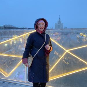 Алена, 59 лет, Москва
