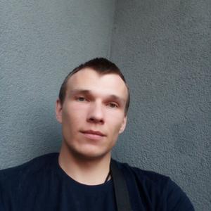 Стас, 29 лет, Слободской