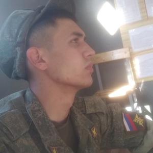 Парни в Лянтор: Азамат Закиров, 24 - ищет девушку из Лянтор