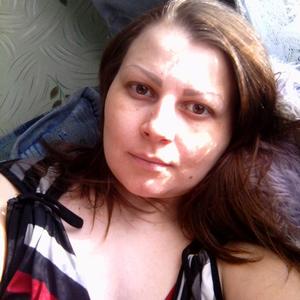 Девушки в Тольятти: Елена, 39 - ищет парня из Тольятти
