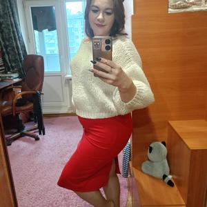 Девушки в Пскове: Кристина, 40 - ищет парня из Пскова