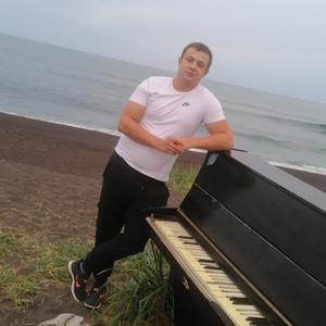 Андрей, 25 лет, Петропавловск-Камчатский