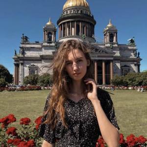Девушки в Новокузнецке: Каринка, 26 - ищет парня из Новокузнецка