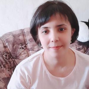 Девушки в Калининграде: Жамила, 37 - ищет парня из Калининграда