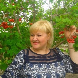 Девушки в Ставрополе: Elena, 48 - ищет парня из Ставрополя