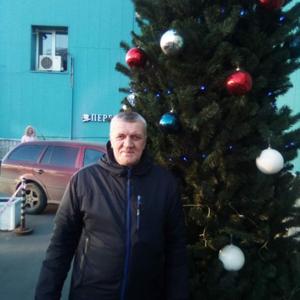 Виктор, 62 года, Никольск