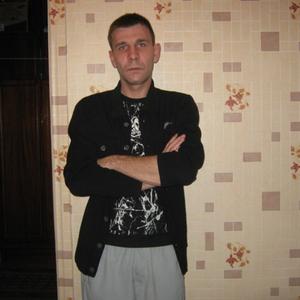 Денис, 45 лет, Казань