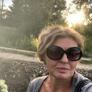 Девушки в Тосно: Валентина Медведская, 51 - ищет парня из Тосно