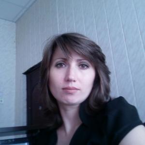 Девушки в Черкесске: Ольга, 47 - ищет парня из Черкесска
