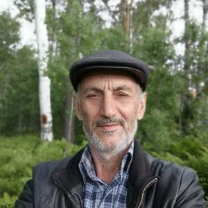 Игорь, 67 лет, Новосибирск