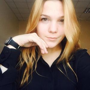 Девушки в Екатеринбурге: Лера, 25 - ищет парня из Екатеринбурга