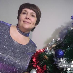 Девушки в Новокузнецке: Екатерина, 49 - ищет парня из Новокузнецка