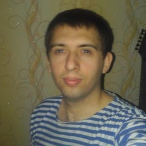 Александр, 29 лет, Уссурийск