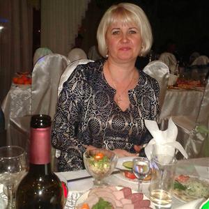 Девушки в Сызрани: Лада, 53 - ищет парня из Сызрани