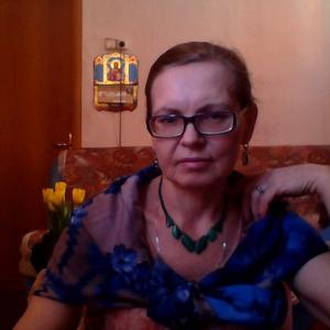 Девушки в Екатеринбурге: Валентина, 60 - ищет парня из Екатеринбурга