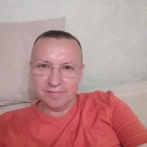 Юрий, 49 лет, Благовещенск