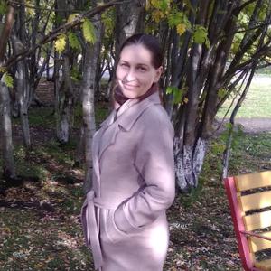 Девушки в Мурманске: Катя, 41 - ищет парня из Мурманска