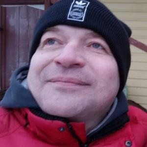 Парни в Вологде: Сергей, 46 - ищет девушку из Вологды
