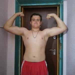Виталий, 22 года, Усть-Катав