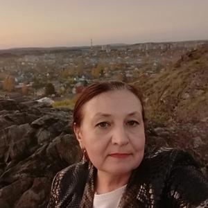 Девушки в Омске: Liudmila, 57 - ищет парня из Омска