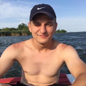 Парни в Волгограде: Сергей, 26 - ищет девушку из Волгограда