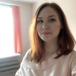 Девушки в Петрозаводске: Антонина, 26 - ищет парня из Петрозаводска
