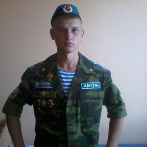Парни в Омске: Евгений Вдовин, 31 - ищет девушку из Омска