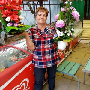 Валентина, 59 лет, Екатеринбург