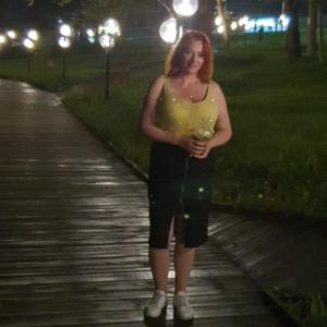 Девушки в Владивостоке: Юлия, 43 - ищет парня из Владивостока