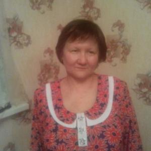 Девушки в Оренбурге: Альбина, 63 - ищет парня из Оренбурга