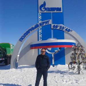 Юрий, 54 года, Санкт-Петербург