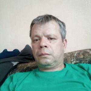 Парни в Азове: Александр, 47 - ищет девушку из Азова