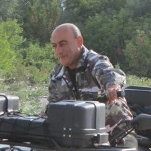 Арам Арзуманян, 62 года, Строитель