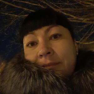 Девушки в Магнитогорске: Оксана, 45 - ищет парня из Магнитогорска