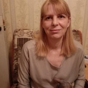 Девушки в Омске: Галина, 56 - ищет парня из Омска