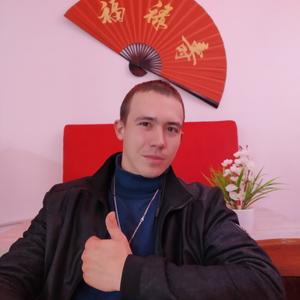 Евгений, 26 лет, Бийск