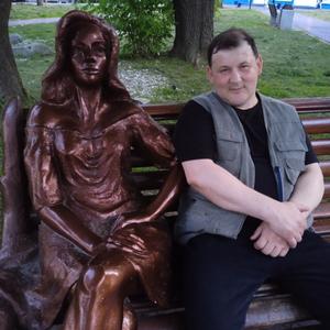 Парни в Комсомольске-На-Амуре: Павел, 48 - ищет девушку из Комсомольска-На-Амуре