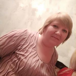 Оксана, 47 лет, Калининград