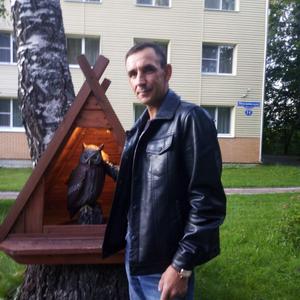 Парни в Твери: Денис Соболев, 48 - ищет девушку из Твери