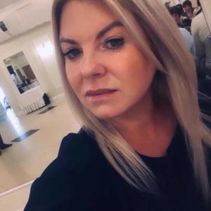 Девушки в Санкт-Петербурге: Виктория Тубалова, 41 - ищет парня из Санкт-Петербурга