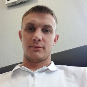 Виталий, 27 лет, Тюмень