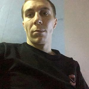 Парни в Надыме: Сергей, 29 - ищет девушку из Надыма