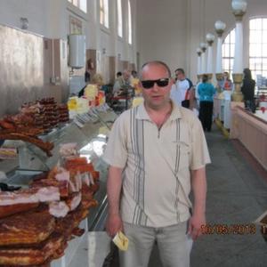 Парни в Петрозаводске: Олег, 56 - ищет девушку из Петрозаводска