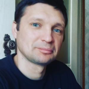 Парни в Якутске: Виталий, 40 - ищет девушку из Якутска