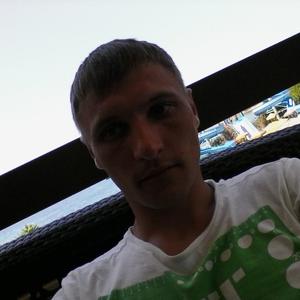 Алексей, 38 лет, Брянск