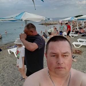 Парни в Ижевске: Алексей, 45 - ищет девушку из Ижевска