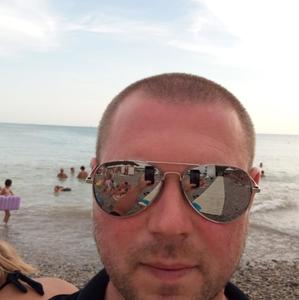 Парни в Череповце: Олег, 35 - ищет девушку из Череповца