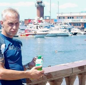 Парни в Владивостоке: Александр, 57 - ищет девушку из Владивостока