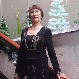 Девушки в Тобольске: Татьяна, 64 - ищет парня из Тобольска